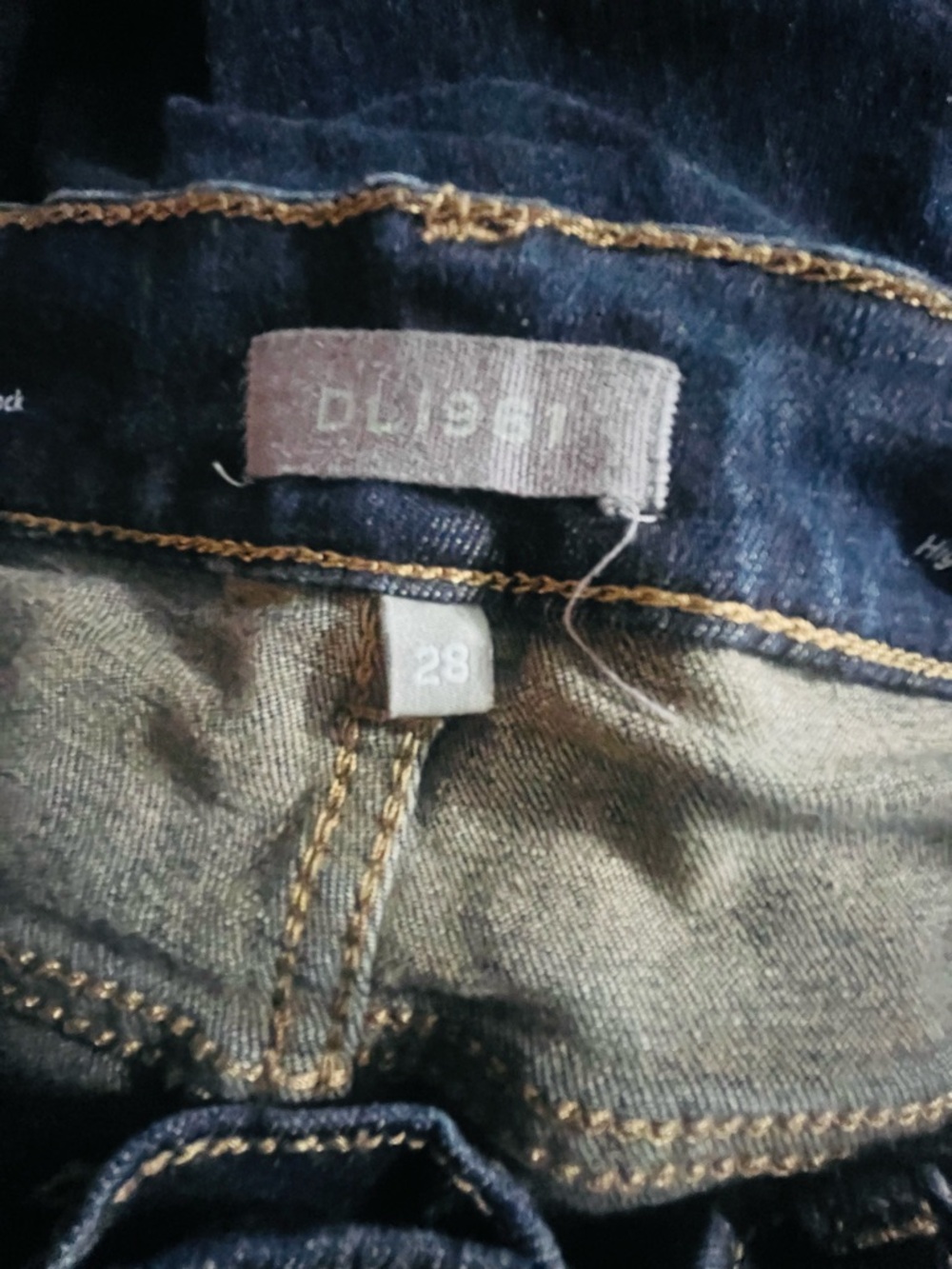 EUC- DL1961 Arrow Skinny High Rise Instasculpt™ Ankle Jeans Sz 28 - Picture 4 of 8